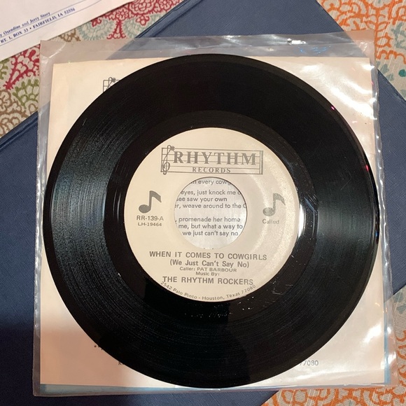 Square Dance 45 rpm Viny “ When It Comes To Cowgirls( We Ju Can’t Say No)” - Picture 1 of 4